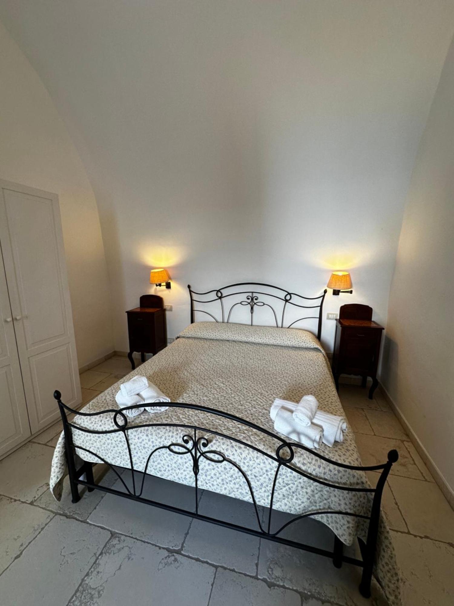 Casa Vacanze San Salvatore Centro Storico Монополи Экстерьер фото