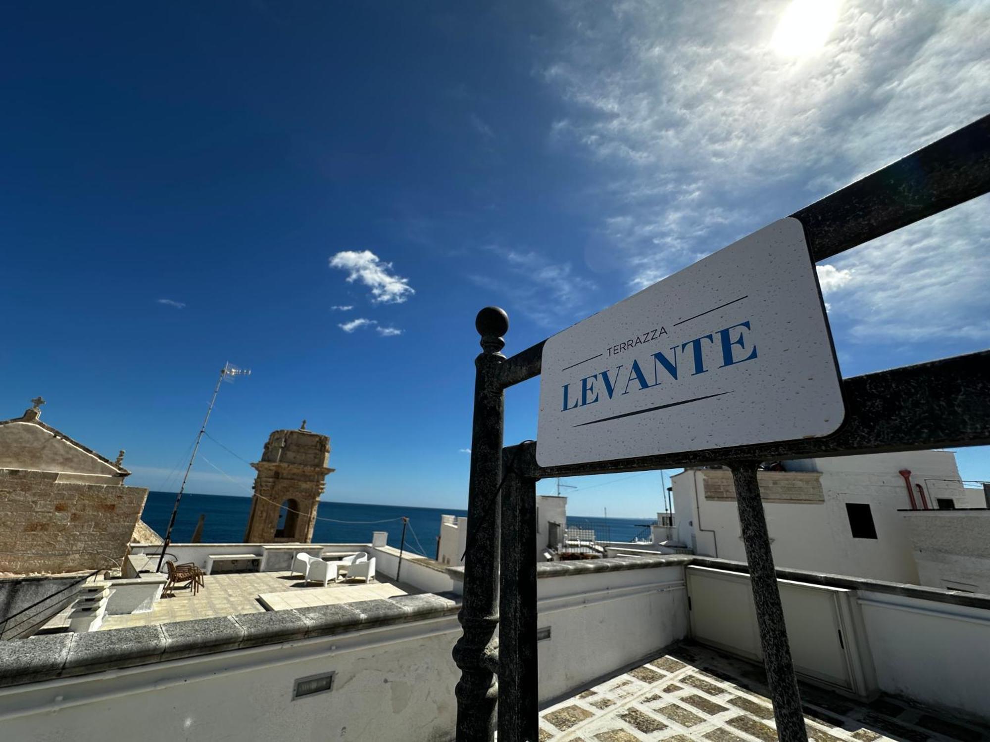 Casa Vacanze San Salvatore Centro Storico Монополи Экстерьер фото